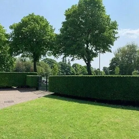 Holiday home Comfy Nec, Airport Stay, Free Parking Birmingham