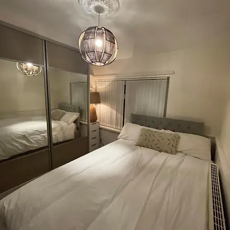 Comfy Nec, Airport Stay, Free Parking * Birmingham