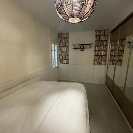 Comfy Nec, Airport Stay, Free Parking Holiday home *